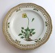 Royal 
Copenhagen 
Flora Danica. 
Mittagessen 
Platte mit 
durchbrochener 
kante. Entwurf 
# 3554. ...