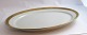 Königliches 
Kopenhagen. 
Porzellanservice 
607. Ovaler 
Servierteller. 
Modell 
607/9009. Länge 
37 ...