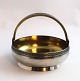 Russische 
Zuckerdose aus 
Silber (875). 
Durchmesser 10 
cm