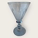 Anglais, 
facettiertes 
Glas, unten 
kugelgeschliffen, 
Höhe 12,5cm, 
Durchmesser 
oben 7,5cm, ...