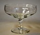 Mandalay 
Champagnerglas, 
Kastrup 
Holmegård. 20. 
Jahrhundert 
Dänemark. Höhe: 
9 cm. 
Durchmesser: 
...