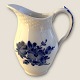 Royal 
Copenhagen, 
Geflochtene 
blaue Blume, 
Milchkännchen 
Nr. 10/8026, 
11,5 cm hoch, 
10 cm breit, 
...