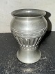 Skønvirkeperioden: 
Balusterformet 
vase fra Mogens 
Ballin’s 
værksted fra 
begyndelsen af 
20. ...