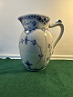 Royal 
Copenhagen, 
Musselmalet 
Halbspitze 
Milchkännchen 
Nr. 1-761 First 
Grade H14 cm