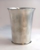 George Jensen. 
Becher aus 
Sterlingsilber 
(925). 
Entworfen von 
Harald Nielsen. 
Modell 671E. 
Höhe ...