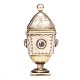 Hovedvandsæg, firkantet, i delvist forgyldt sølv af Johan Adolf Müller, 
Haderslev, ca. år 1825. H: 8,7cm