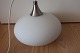 Pendel / 
Deckenleute aus 
matem weissem 
Glass
Design: 
Odreco, 
Dänemark
H: 21cm/22cm 
H: ...