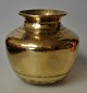Antiker 
chinesischer 
brenner aus 
Bronze, 19. 
Jahrhundert. 
Auf dem Korpus 
Liniendekore. 
Höhe: 13 ...
