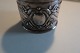 Serviettenring 
aus Silber
Mit Initialen
Durchm: 5cm  
B: 3,5cm 
In gutem 
Zustand, aber 
mit ...