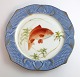 Royal Copenhagen. Angelgestell Nr. 19. Modell 3002. Durchmesser 22,5 cm. 
Cyprinus auratus. Hergestellt vor 1923. (1 Wahl)