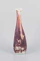 Cenedese, 
Murano, large 
unique art 
glass vase.
Tall and 
narrow-necked. 
Glass in brown 
tones on ...