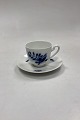 Royal 
Copenhagen Bleu 
Royal Coffee 
Cup No. 9946