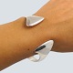 Hans Hansen sølv smykke. Designet af Bent Gabrielsen.Hans Hansen; Armring af sterling sølv, ...