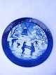 Royal 
Copenhagen 
Weihnachtsteller 
Jahr 1989. 
„Winterspiel im 
Kastellet“. 
Tadelloser 
Zustand, 1. ...