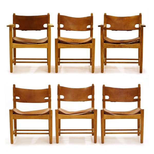 Set of 6 Børge Mogensen 3237 & 3238 chairs. Nice condition, oak and leather