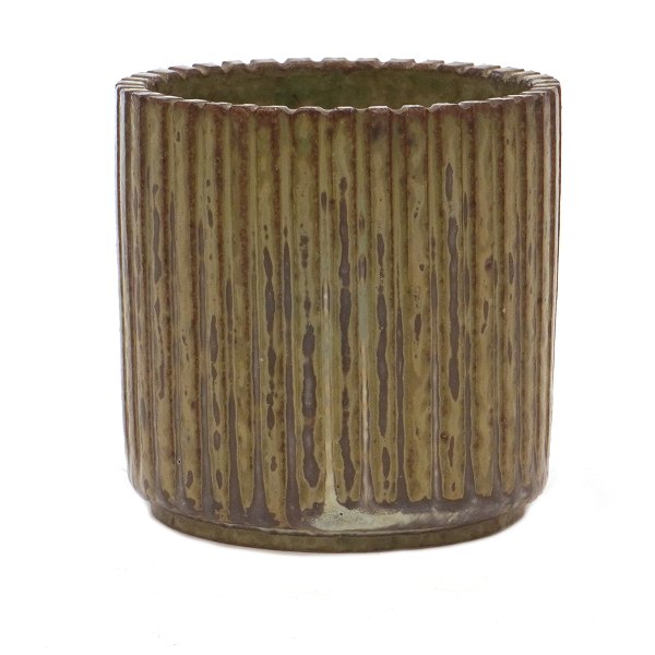 Arne Bang Steinzeug Vase 129. Signiert. H: 8,8cm